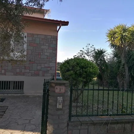 La Casa Degli Ulivi Διαμέρισμα *